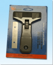 Scraper Plastic 3 1/2"